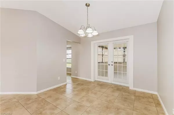 Cape Coral, FL 33991,1005 SW 22nd TER