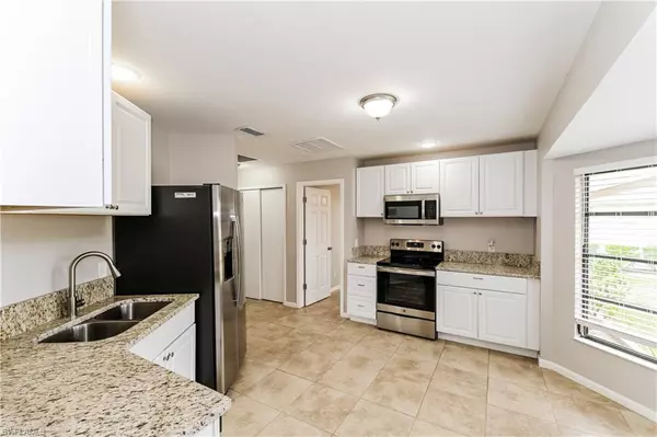 Cape Coral, FL 33991,1005 SW 22nd TER