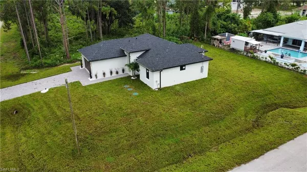 Lehigh Acres, FL 33974,758 WORTH AVE S