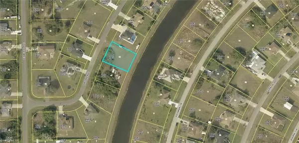 537 Paloma AVE, Lehigh Acres, FL 33974