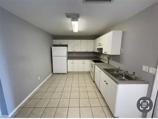 Lehigh Acres, FL 33974,110 Pullman ST