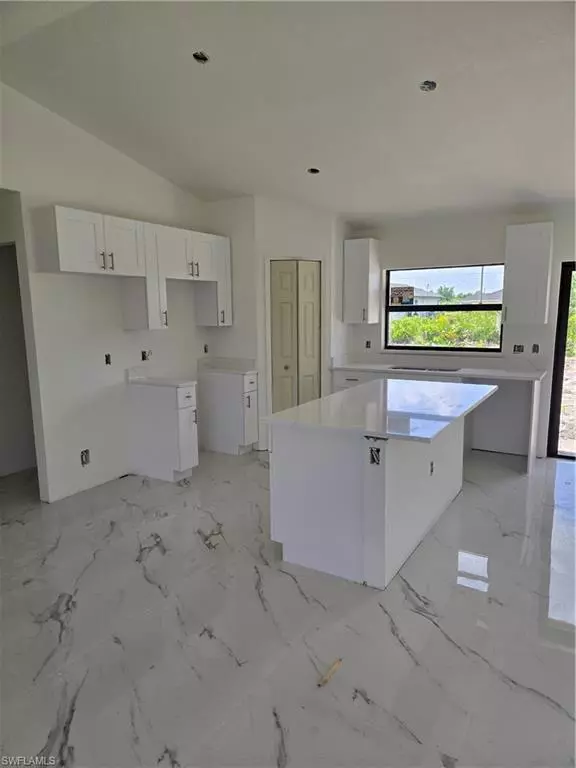 Lehigh Acres, FL 33976,2707 30th ST SW