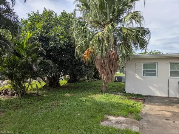 2123 Braman AVE, Fort Myers, FL 33901