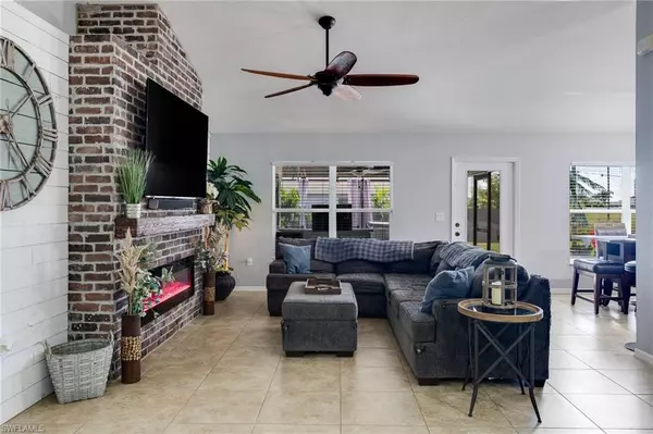 Cape Coral, FL 33993,1413 NW 8th PL