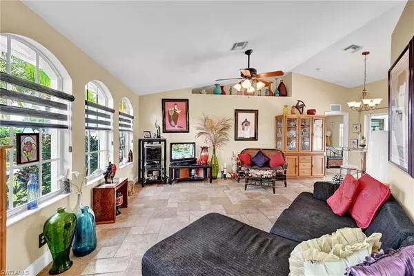 Cape Coral, FL 33914,1712 Beach PKWY W