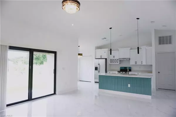 Lehigh Acres, FL 33976,3001 7th ST SW