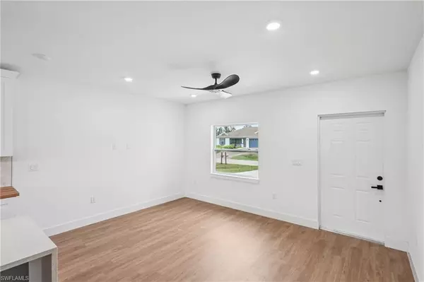 Lehigh Acres, FL 33976,2516 38th ST SW