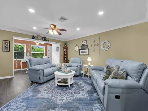 Fort Myers, FL 33907,2225 Caracas CT