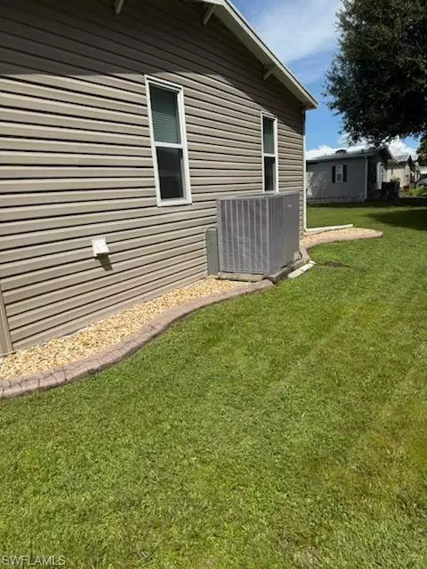 Fort Myers, FL 33905,9822 Creekwood LN