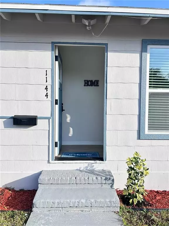 St. Petersburg, FL 33711,1144 46th ST S