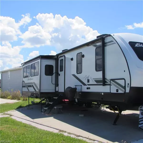 19681 #313 Summerlin RD, Fort Myers, FL 33908