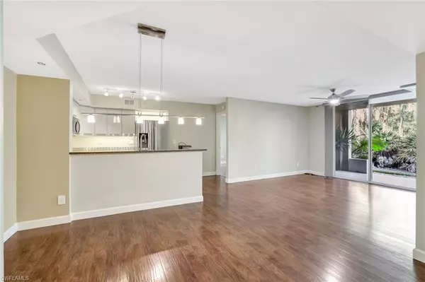 Naples, FL 34104,1280 Wildwood Lakes BLVD #104