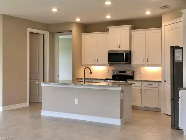 Port Charlotte, FL 33953,1401 Remington Trace DR