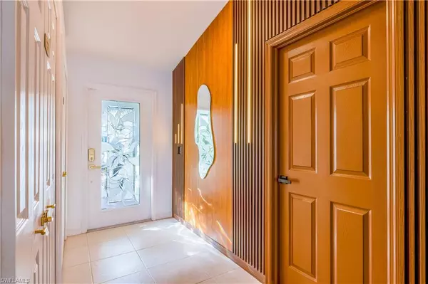 Cape Coral, FL 33991,1511 SW 4th PL