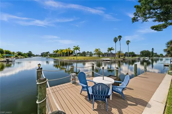 Cape Coral, FL 33990,1922 SE 5th ST