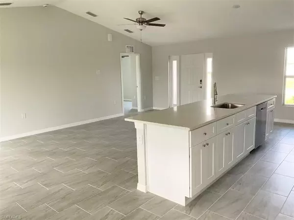 Cape Coral, FL 33909,1708 NE 33rd LN
