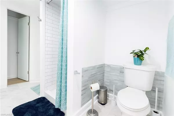 Gibsonton, FL 33534,6901 Michigan AVE