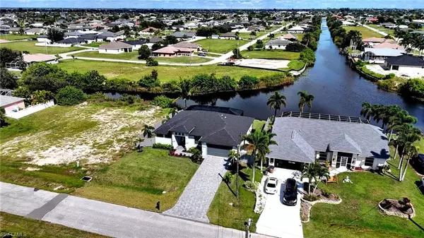 Cape Coral, FL 33993,327 NW 24th AVE