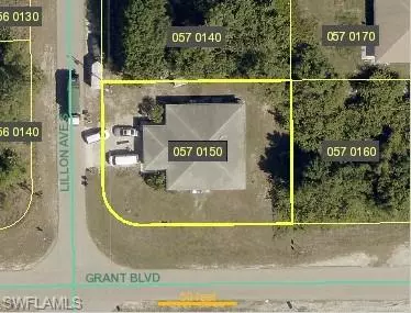 465-467 Lillon AVE S, Lehigh Acres, FL 33974