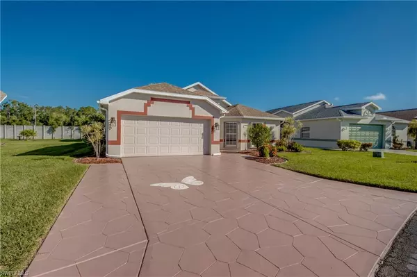 3721 Ponytail Palm CT, North Fort Myers, FL 33917
