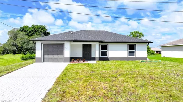 921 Sterling ST E, Lehigh Acres, FL 33974