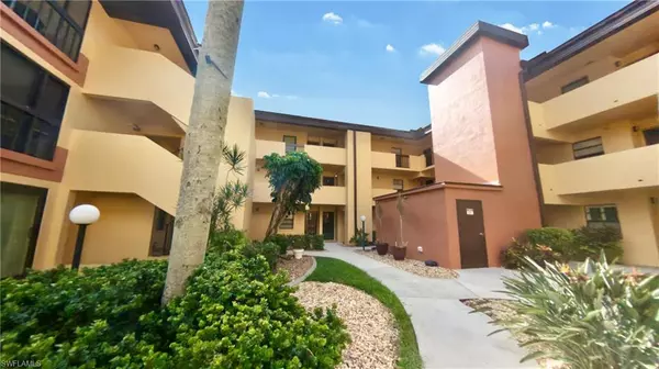 6142 Whiskey Creek DR #614, Fort Myers, FL 33919