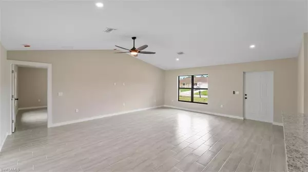 Fort Myers, FL 33967,8157 Albatross RD