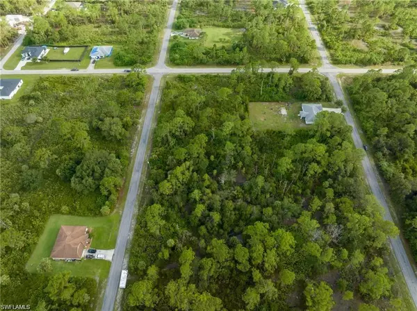 Lehigh Acres, FL 33972,1405 Clark AVE