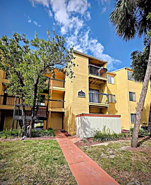2937 Winkler AVE #1201, Fort Myers, FL 33916
