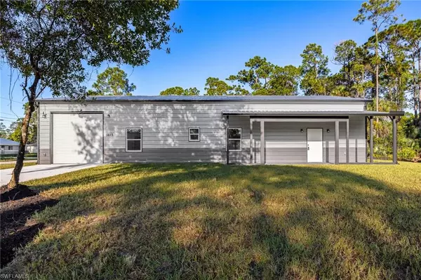 3823 Highlight ST, Fort Myers, FL 33905