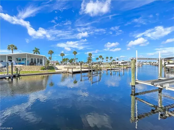Fort Myers Beach, FL 33931,17860 Bryan CT