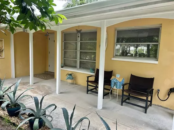 Cape Coral, FL 33990,2305 SE 16th ST