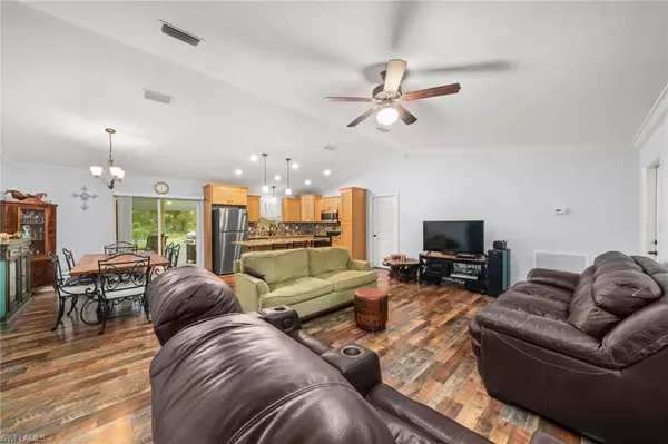 Lake Placid, FL 33852,112 Bimini ST NE