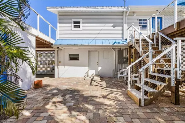 Fort Myers Beach, FL 33931,135 Delmar AVE #A