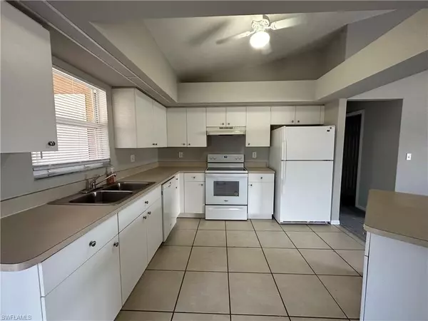 Cape Coral, FL 33991,1405 SW 10th ST