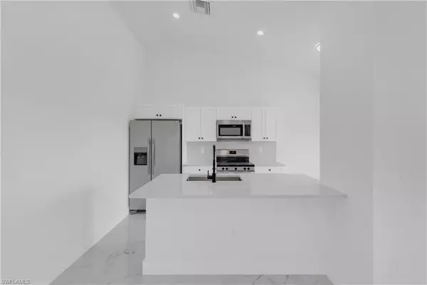 Lehigh Acres, FL 33973,4675/4677 Golfview BLVD