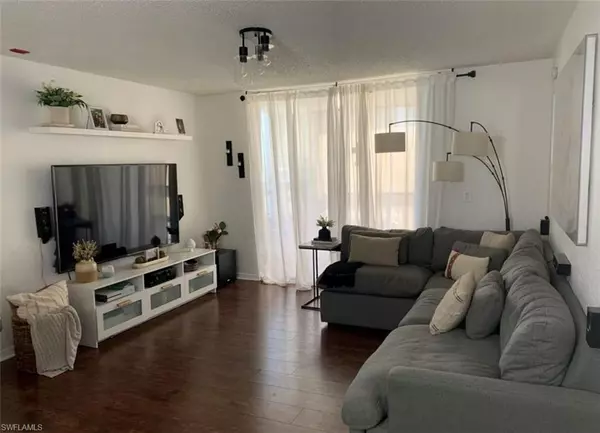 13545 Eagle Ridge DR #825, Fort Myers, FL 33912