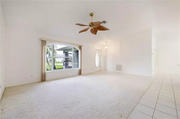 Cape Coral, FL 33990,132 SE 19th TER