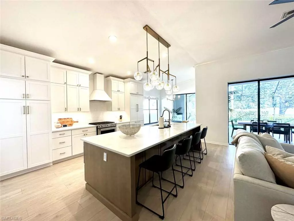 Miromar Lakes, FL 33913,10001 Isola WAY