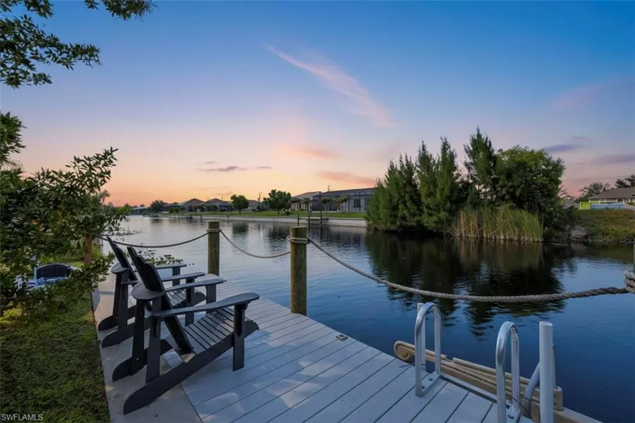 1001 SW 37th ST, Cape Coral, FL 33914