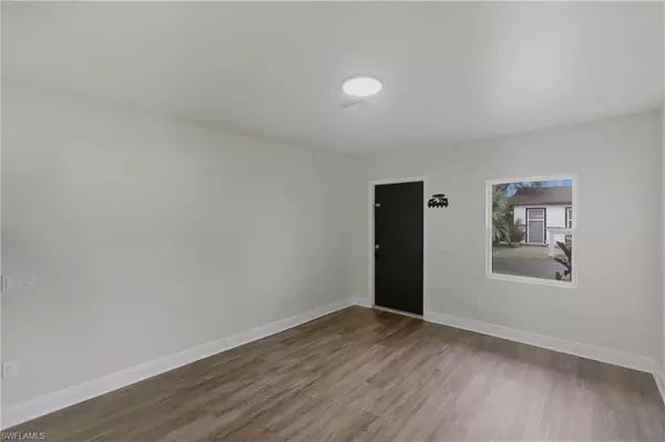 North Fort Myers, FL 33903,25 Cypress ST