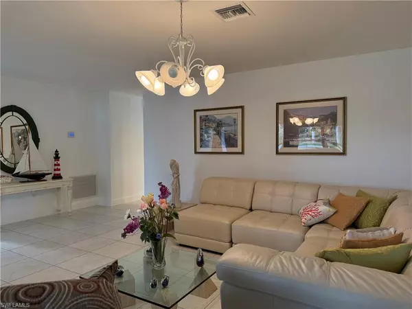 Naples, FL 34108,799 94th AVE N