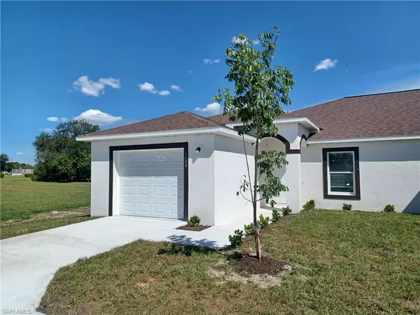 1109 SE 5th CT, Cape Coral, FL 33990