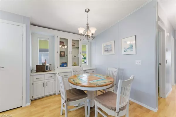 North Fort Myers, FL 33903,276 Lakeside DR