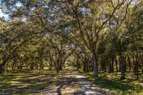 Labelle, FL 33935,2348 Nine Mile RD