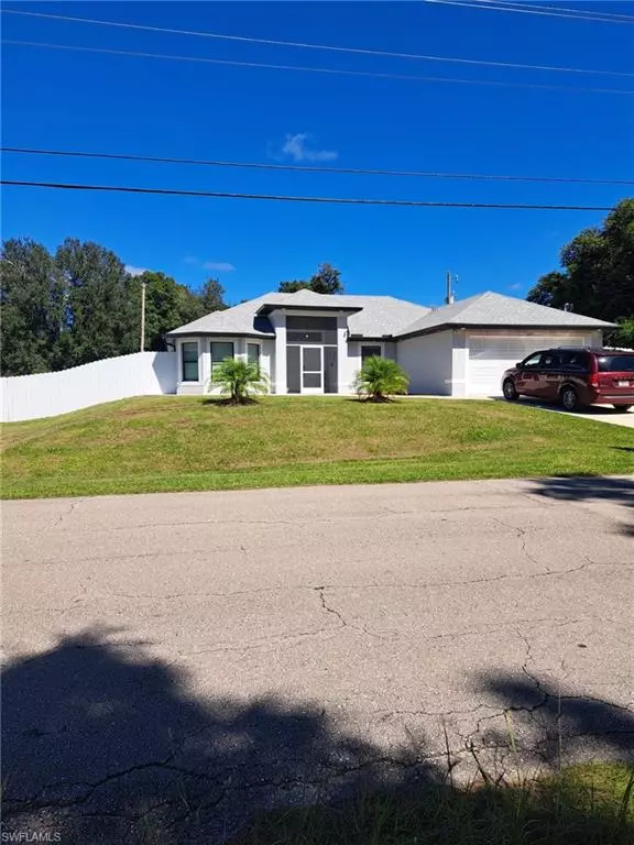 1103 E 5th ST, Lehigh Acres, FL 33972