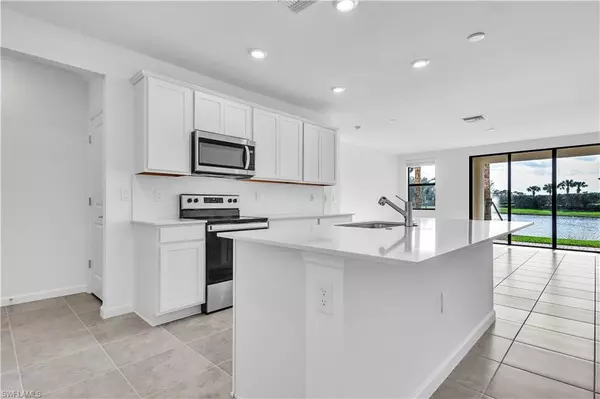 Cape Coral, FL 33909,1426 Weeping Willow CT