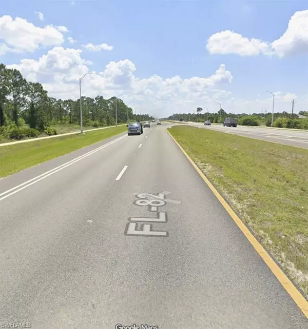 Lehigh Acres, FL 33974,3392 Meadow RD