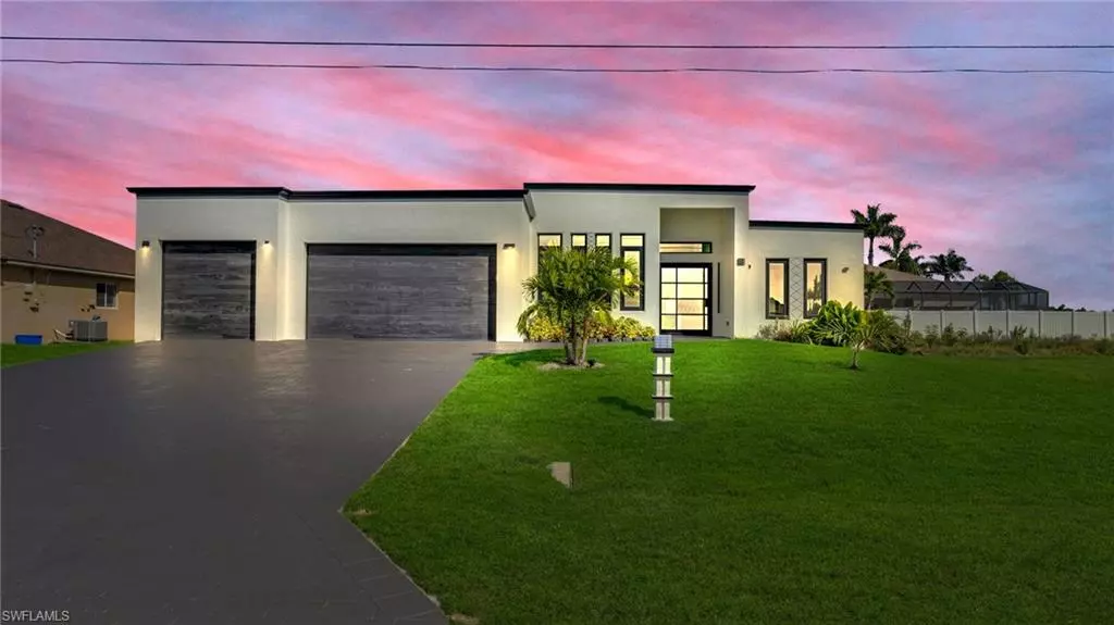 Cape Coral, FL 33991,113 SW 37 AVE