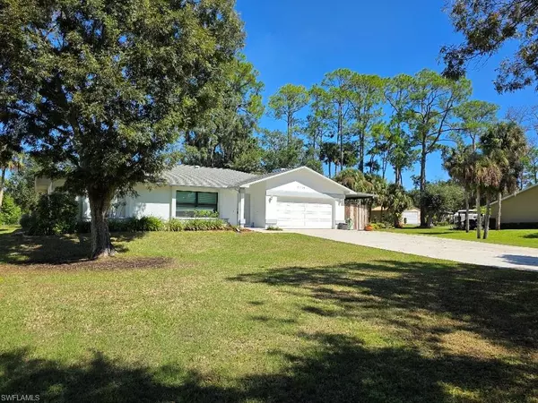 Alva, FL 33920,21151 Captain Nelson CT